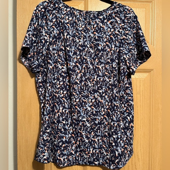 Multi colored short sleeve a.n.a top - Picture 6 of 9